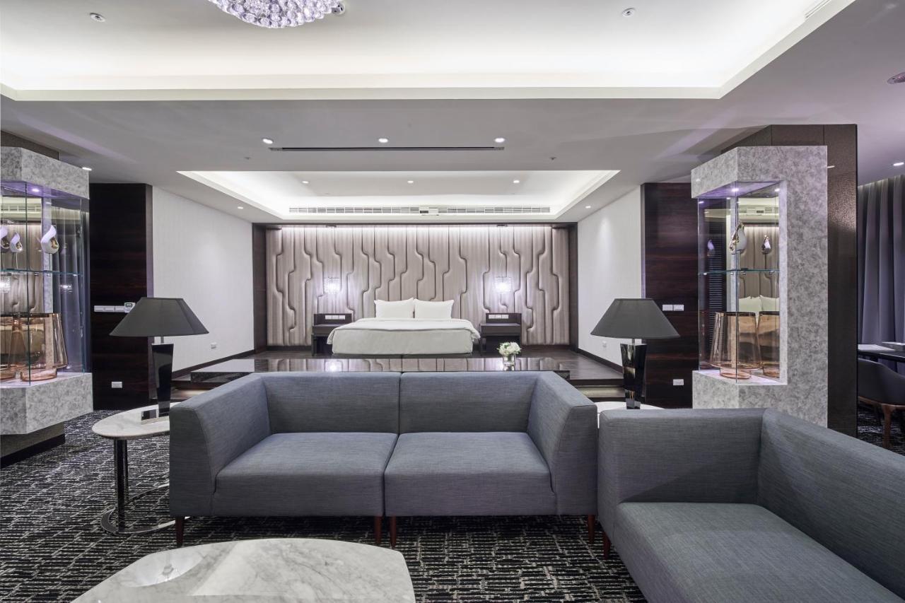 แกรนด์ เบย์ รีสอร์ต Hotel ย่านเมืองเก่าเฮ้งชุน ภายนอก รูปภาพ The interior of the hotel