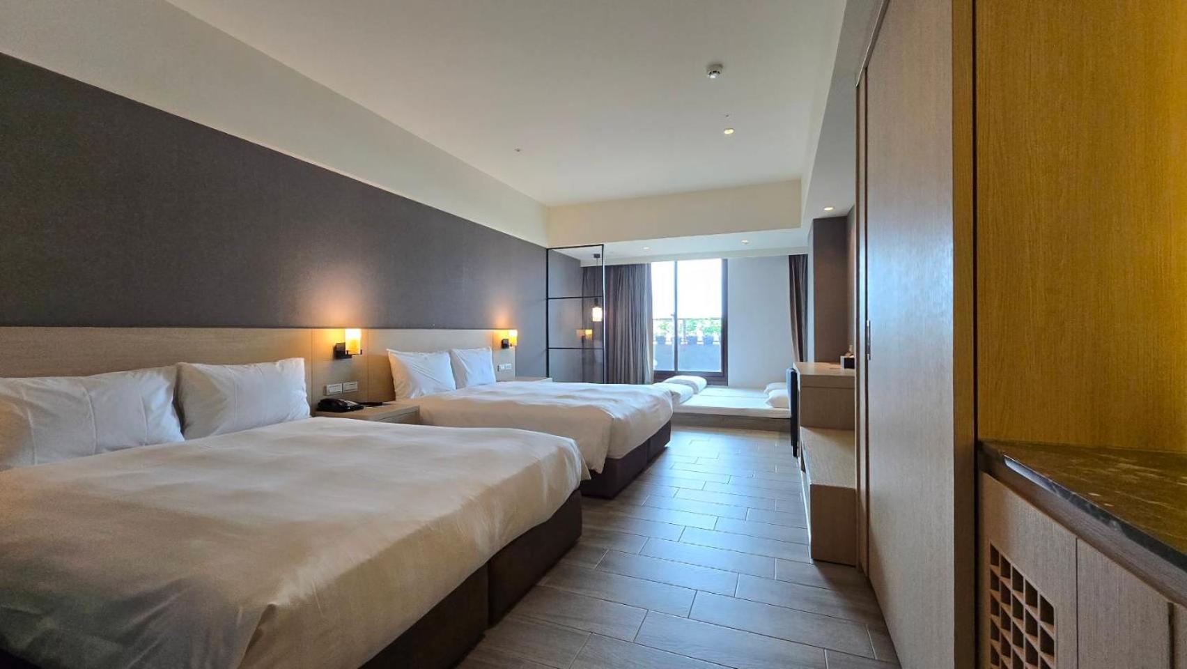 แกรนด์ เบย์ รีสอร์ต Hotel ย่านเมืองเก่าเฮ้งชุน ภายนอก รูปภาพ Deluxe Family Room